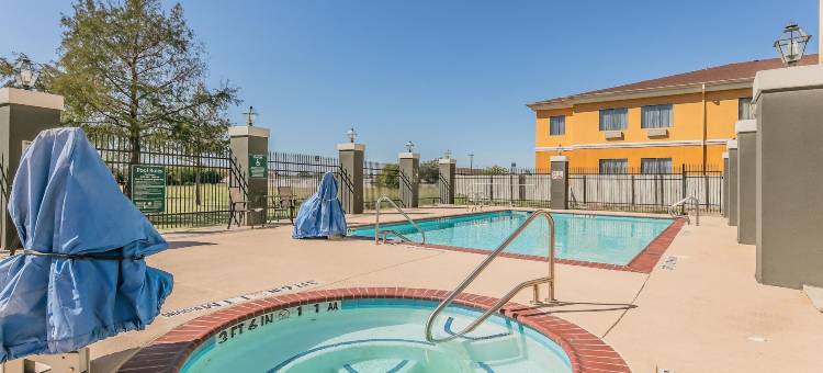 格兰伯里拉昆塔温德姆套房酒店(La Quinta Inn & Suites by Wyndham Granbury)图片