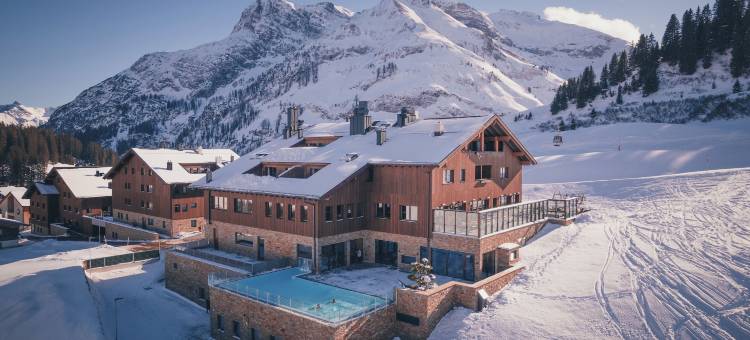 瓦尔斯纯粹度假村(AlpenParks Hotel & Apartment Arlberg Warth Mit Pool)图片