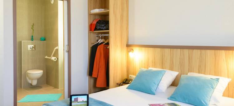 克罗伊克斯布兰丁布里特酒店(Brit Hotel Reims Croix Blandin)图片