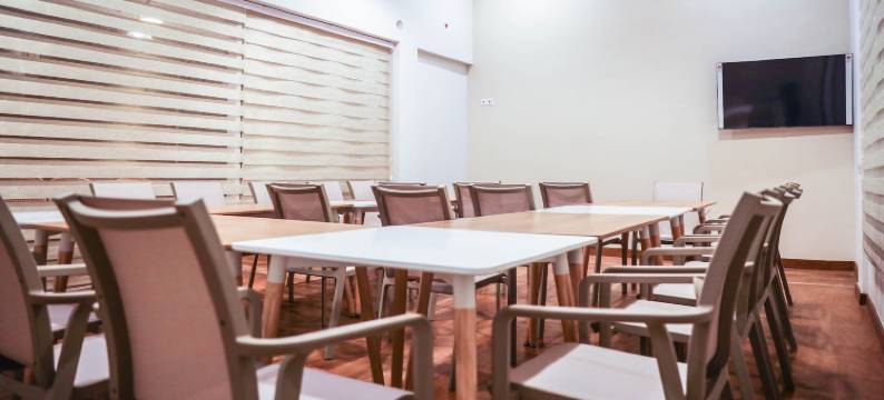 Aleri的花园(Aleri's Garden)图片