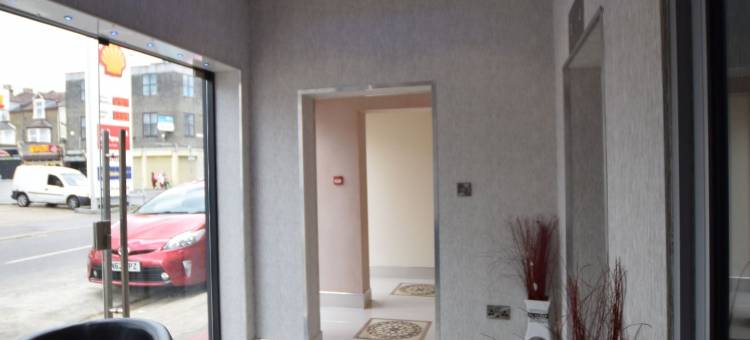 普瑞米尔豪华服务式公寓(PremierLux Serviced Apartments)图片