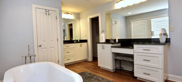 Riverside Escape - Waterfront, Spacious, Sunny Oasis图片