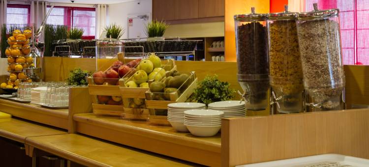 宜必思波尔图中心圣本托酒店(Ibis Porto Centro São Bento)图片