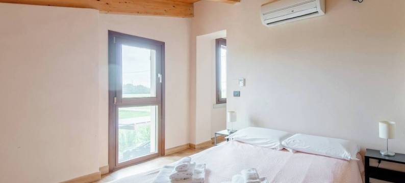 老屋卡萝利酒店(Antico Casale Caroli)图片