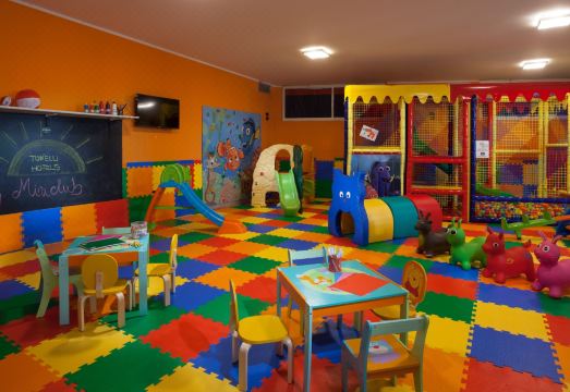 Hotel Savoy Palace - TonelliHotels Hotel Overview