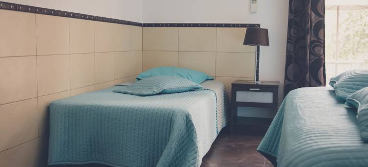 娜伊丝别墅酒店(La Villa Nais Padel&Piscine -Suites & Appartements)图片