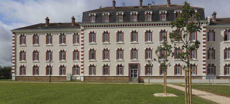 瓦坎希尔胜利舒适宅邸酒店(Vacancéole - les Demeures Champenoises Confort)图片