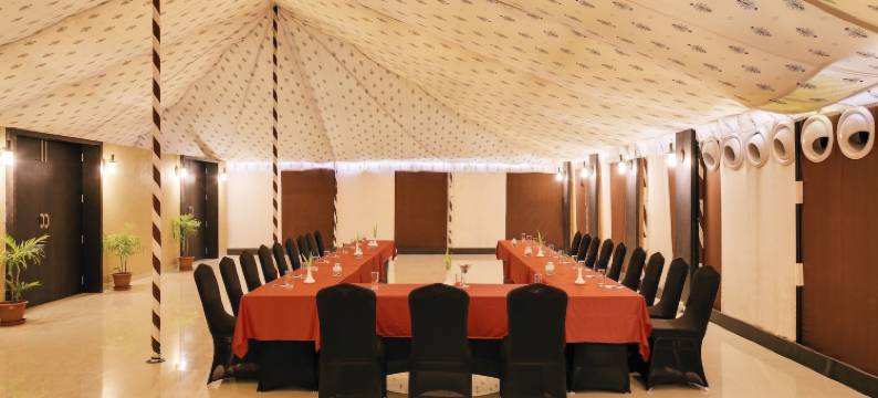 干哈斯特灵酒店(Sterling Kanha)图片