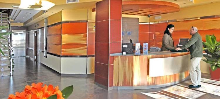 阿拉亚内斯海滩酒店(Arrayanes Playa Almuñecar)图片