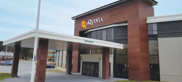 波士顿安多弗拉昆塔温德姆套房酒店(La Quinta Inn & Suites by Wyndham Boston-Andover)图片