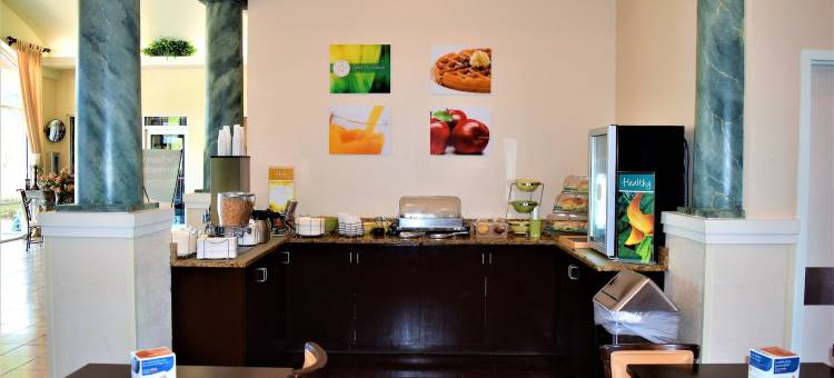 希特鲁斯希尔斯会议中心凯艺酒店(Quality Inn Conference Center at Citrus Hills)图片