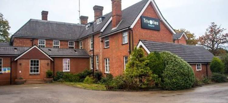 盖特威克特里维尔斯酒店(Trivelles Gatwick Hotel & Airport Parking)图片