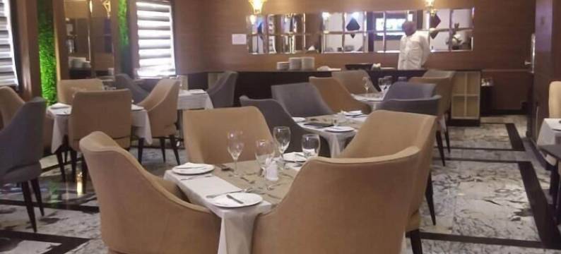 BON 酒店特兰斯特尔公寓 阿萨巴(BON Hotel Transtell Residence Asaba)图片