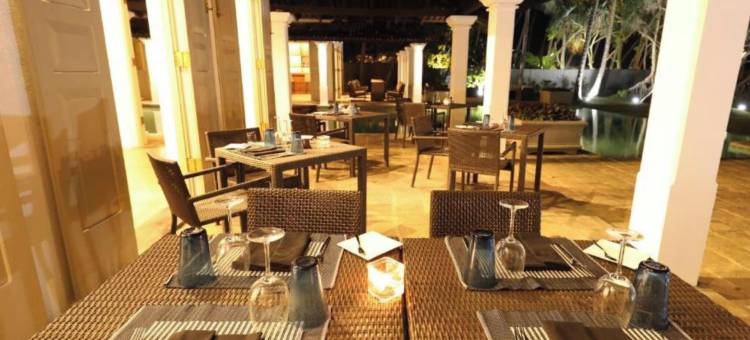 乌纳瓦图纳塔勒佩埃拉海滩酒店(Era Beach)图片