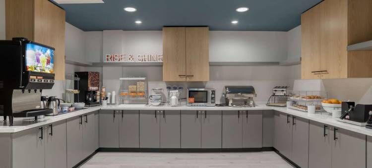 舒适酒店和套房巴拿马城海滩 - 码头公园区(Comfort Inn & Suites Panama City Beach - Pier Park Area)图片