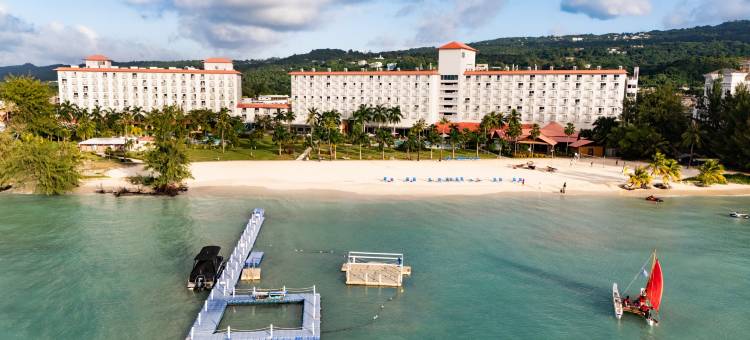 塞班皇冠假日度假村(Crowne Plaza Resort Saipan)图片