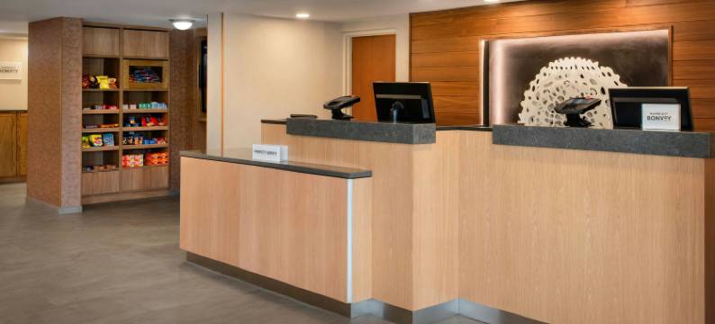 埃姆斯伯里万枫酒店(Fairfield Inn Amesbury)图片