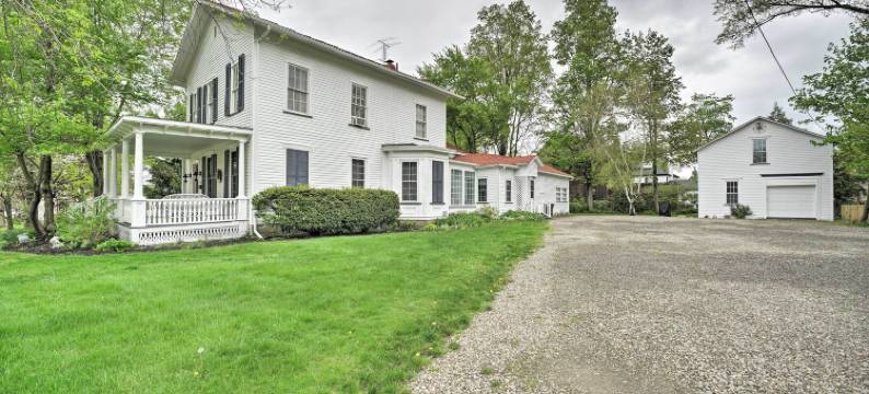 历史悠久的西菲尔德住宅：距离伊利湖2英里！(Historic Westfield Home 2 Mi to Lake Erie!)图片