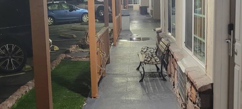 汤豪斯汽车旅馆(Townhouse Motel)图片