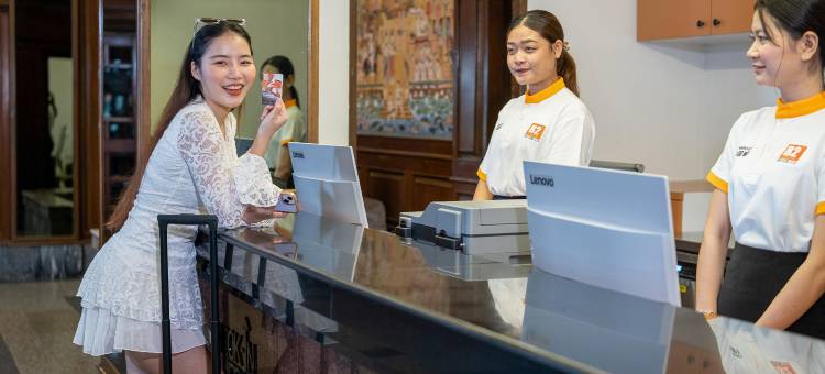 B2四色菊精品经济酒店(B2 Sisaket Boutique & Budget Hotel)图片