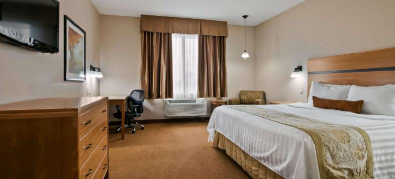 城堡西尔万湖贝斯特韦斯特优质酒店(Best Western Plus Chateau Inn Sylvan Lake)图片