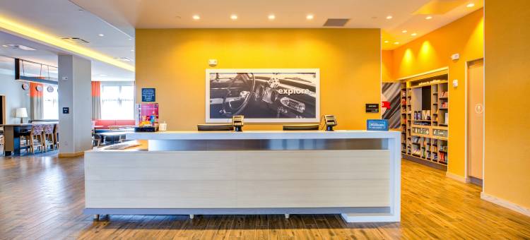 波士顿沃尔瑟姆欢朋套房酒店(Hampton Inn Boston/Waltham)图片