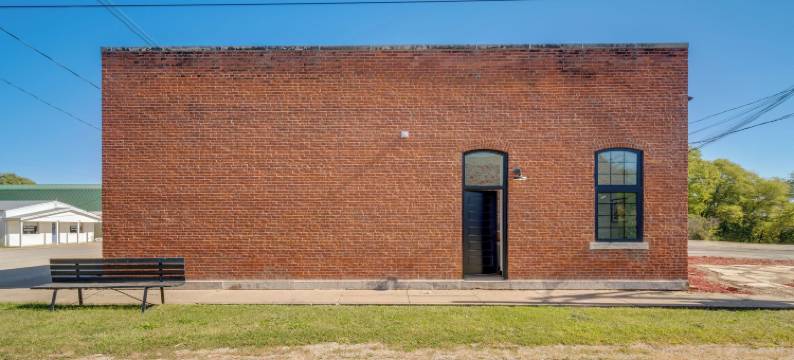 田园诗般的大兰悦假日租赁：距河流10英里(Idyllic Biggsville Vacation Rental: 10 Mi to River)图片