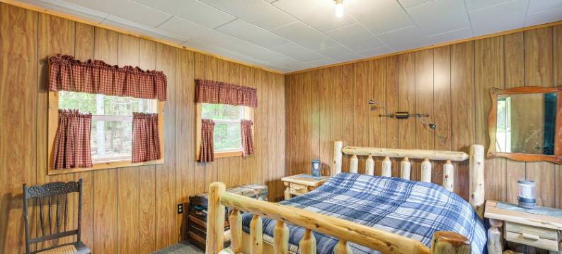 平静湖边小木屋度假：码头，火坑！(Peaceful Lakefront Cabin Getaway Dock, Fire Pit!)图片