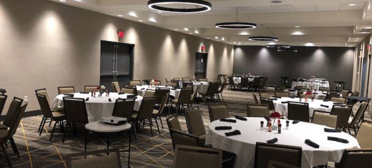 洲际酒店集团费耶特维尔西-布拉格堡地区假日酒店及套房(Holiday Inn & Suites Fayetteville W-Fort Bragg Area)图片