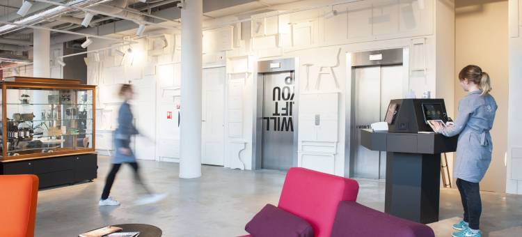 提尔站意识酒店(Conscious Hotel the Tire Station)图片