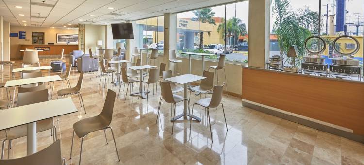 新拉莱多万豪城市快捷酒店(City Express by Marriott Nuevo Laredo)图片