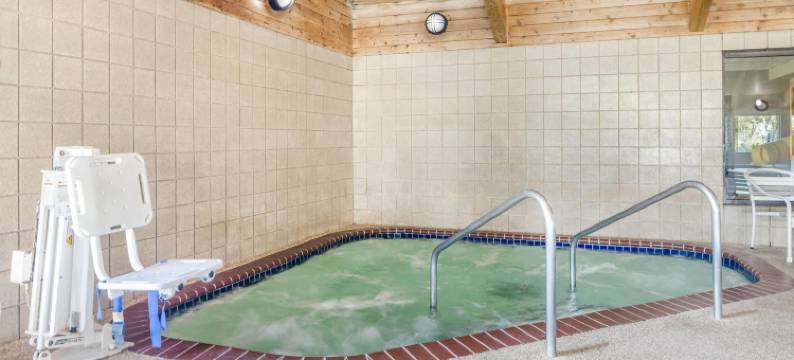 张伯伦美吟温德姆酒店及会议中心(AmericInn by Wyndham Chamberlain Conference Center)图片