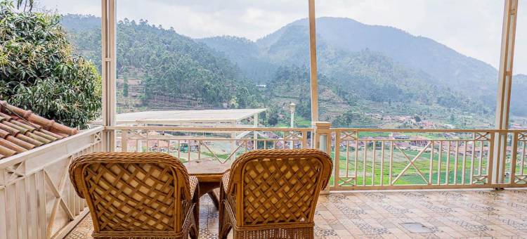 红多兹酒店-近奇威迪白色火山口(RedDoorz Near Kawah Putih Ciwidey)图片