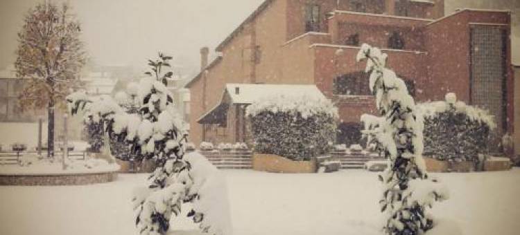Minicuccio Hotel Ristorante Vallesaccarda图片