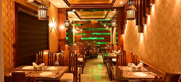 福尔斯特皇冠酒店(Hotel First Crown)图片