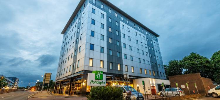 Holiday Inn 斯蒂文尼奇(Holiday Inn STEVENAGE by IHG)图片