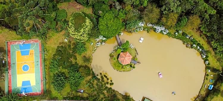 Fazenda Golden Park 坎波斯-杜若尔当酒店(Hotel Fazenda Golden Park Campos do Jordão)图片