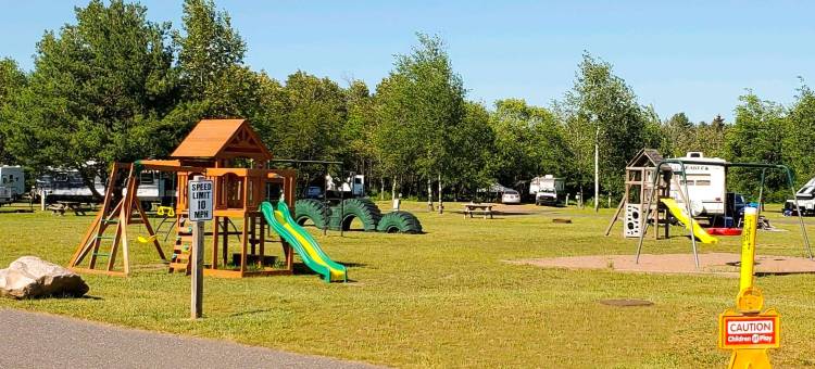 伊什珀明贾斯珀里奇酒店(Jasper Ridge Inn Ishpeming)图片