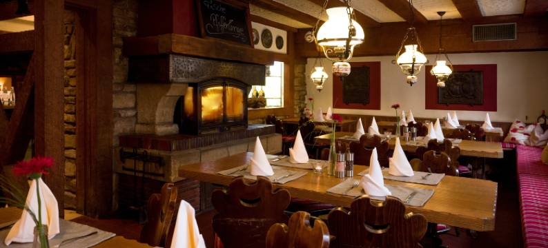 葡萄酒餐厅&斯普德洛赫酒店(Spundloch- Das Hotel & Weinrestaurant)图片