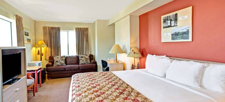 安克雷奇华美达酒店(Ramada by Wyndham Anchorage Downtown)图片