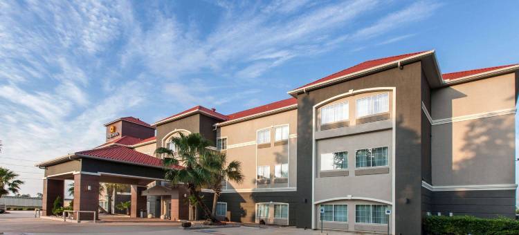 休斯顿新凯尼拉昆塔温德姆套房酒店(La Quinta Inn & Suites by Wyndham Houston New Caney)图片