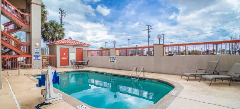 凯艺套房酒店-杰克逊堡入口(Quality Inn & Suites Ft. Jackson Maingate)图片