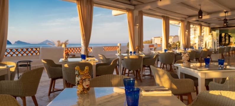 特拉西娅温泉度假酒店(Therasia Resort Sea and Spa - the Leading Hotels of the World)图片