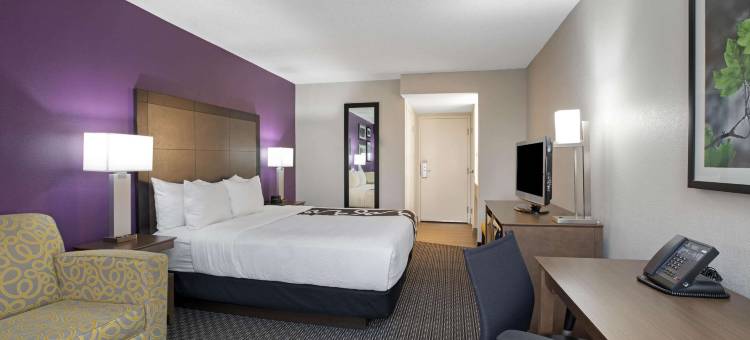 萨克拉门托兰乔科尔多瓦拉昆塔温德姆套房酒店(La Quinta Inn & Suites by Wyndham Rancho Cordova Sacramento)图片