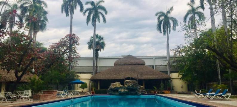 瓦雷斯酒店(Hotel Valles)图片