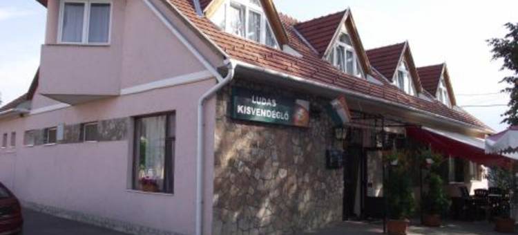 鲁达斯佛格多住宿加早餐旅馆(Ludas Fogadó)图片