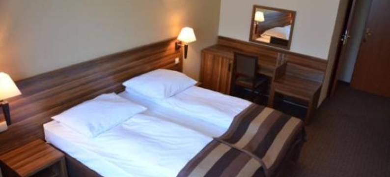 奥比科特塔塔尔 - 乌斯罗基阿斯基酒店(Obiekt Tatar - Usługi Hotelarskie)图片