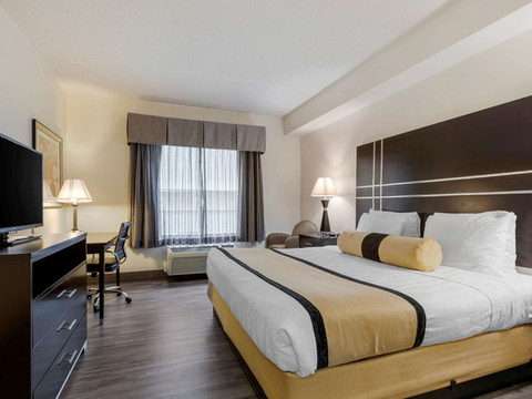 罗克沃尔贝斯特韦斯特优质套房酒店