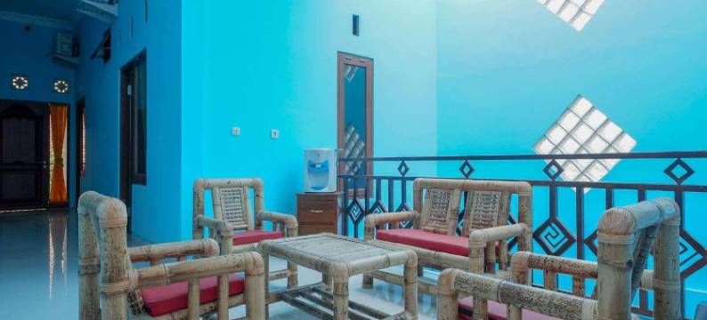 红多兹伊斯兰酒店-近日惹莫努门肯巴里(RedDoorz Syariah Near Monumen Jogja Kembali)图片