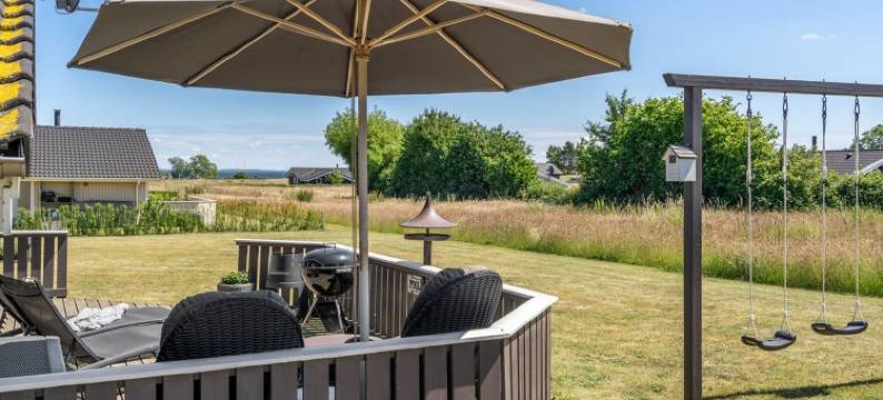 "Ela" - 500m from the Sea图片